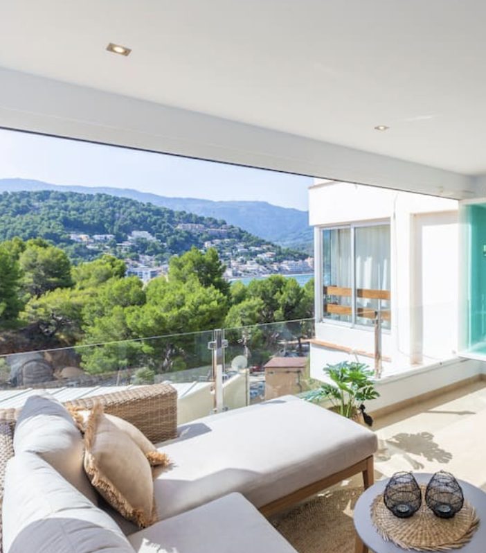 Terrace with view over the bay of Port de Sóller